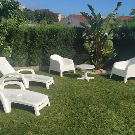 Casa Con Jardin En סנשנשו